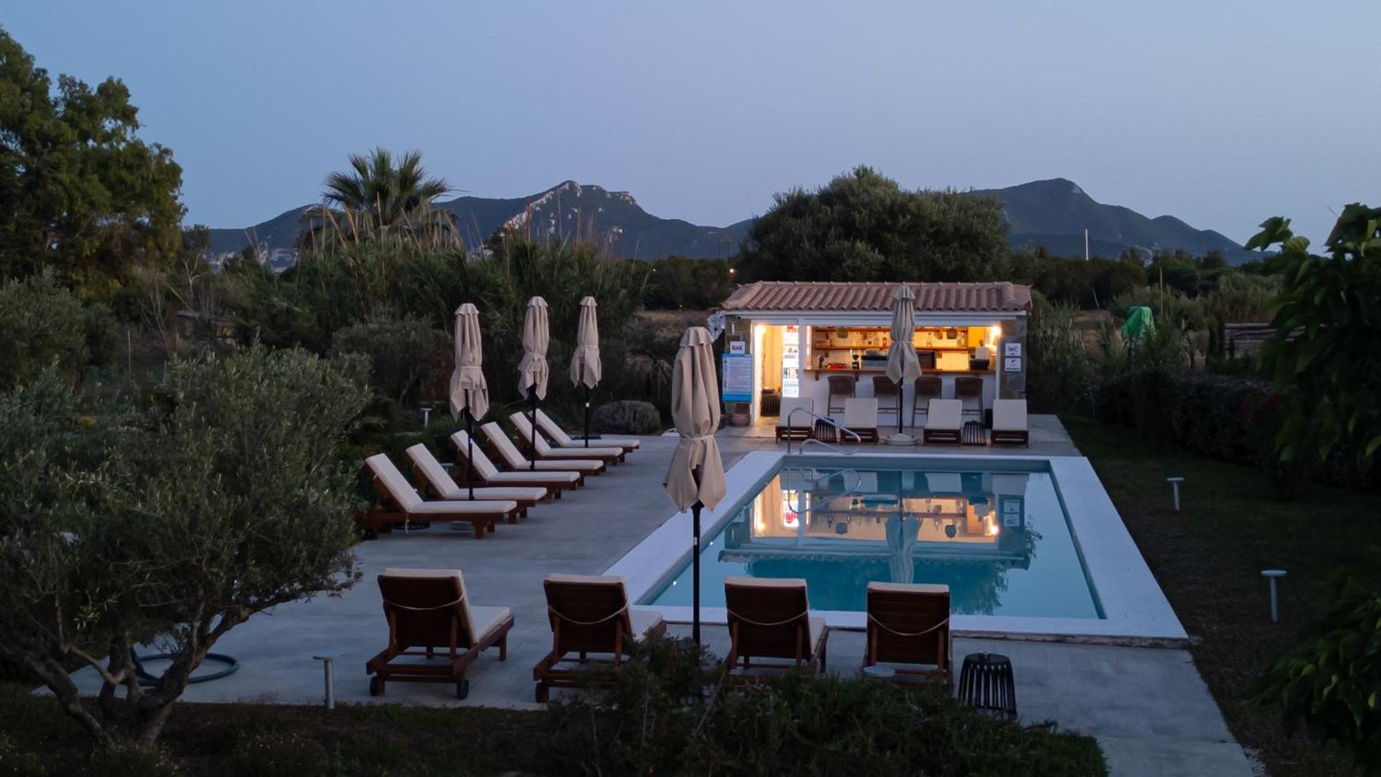 Abeloessa Methonian Hospitality Aparthotel Buitenkant foto