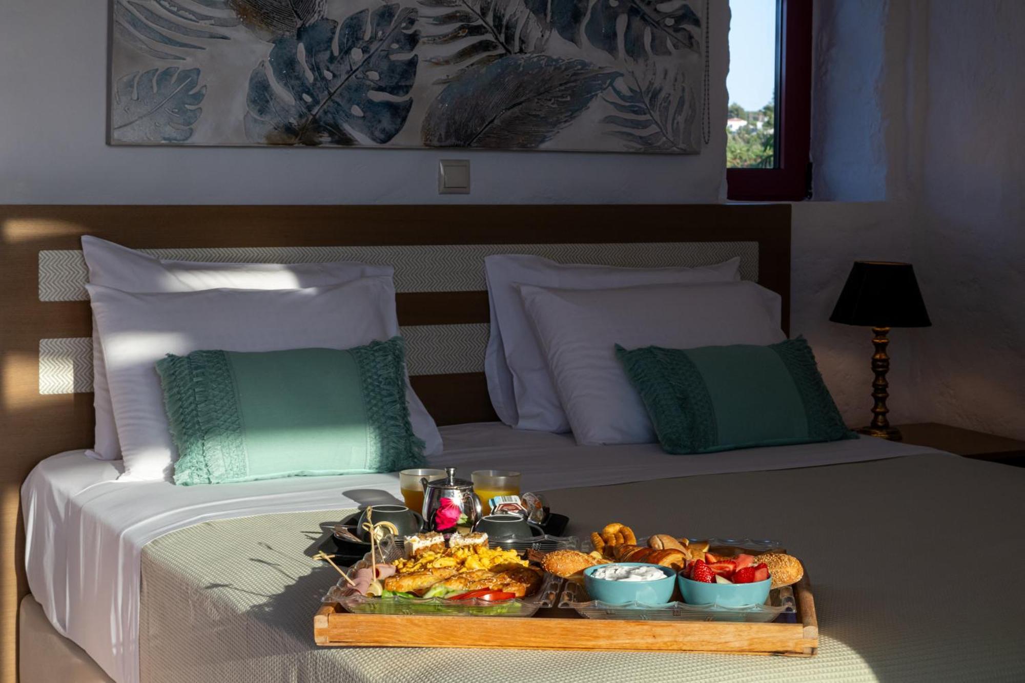 Abeloessa Methonian Hospitality Aparthotel Buitenkant foto